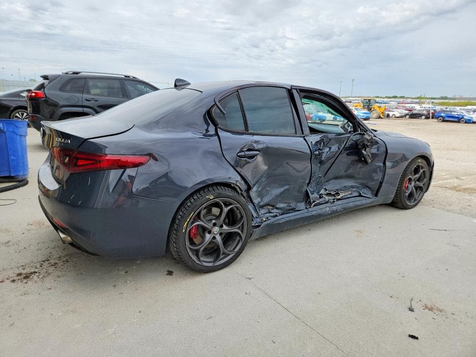 2019 ALFA ROMEO GIULIA TI 3