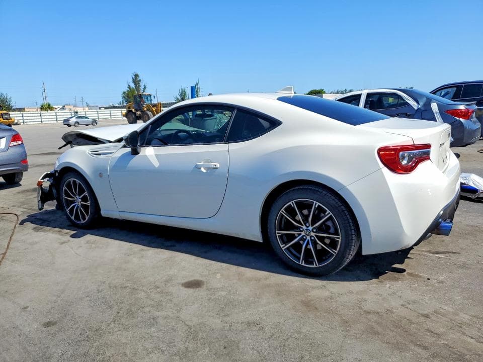 2017 TOYOTA 86 BASE 2