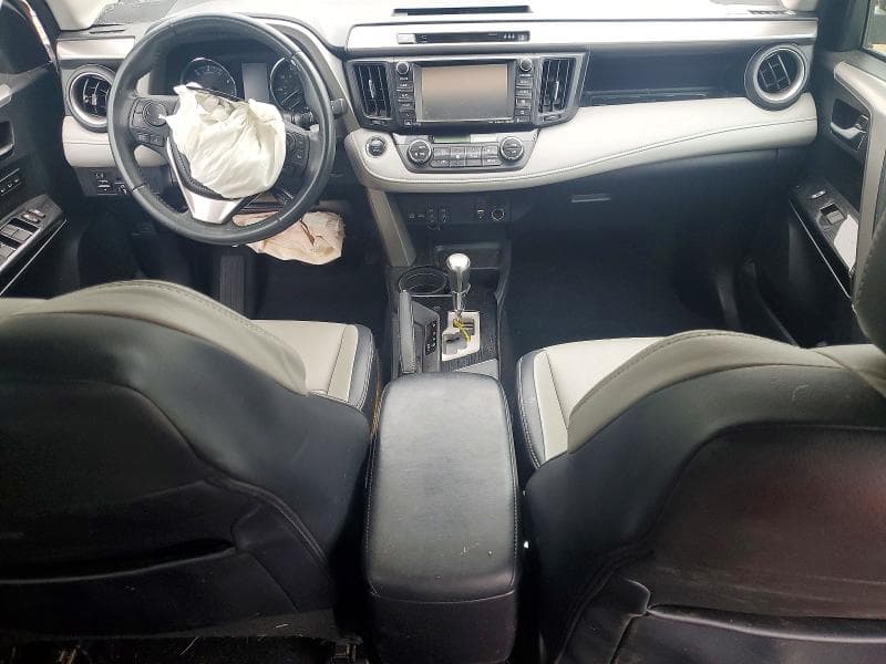 2017 TOYOTA RAV4 LIMITED 8