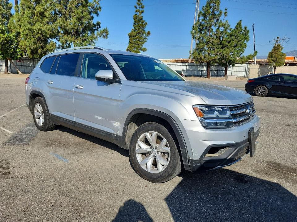 2018 VOLKSWAGEN ATLAS S 4