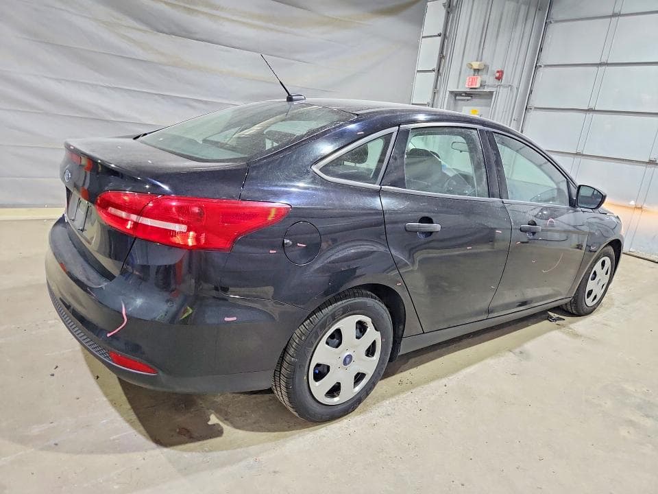 2017 FORD FOCUS S 3
