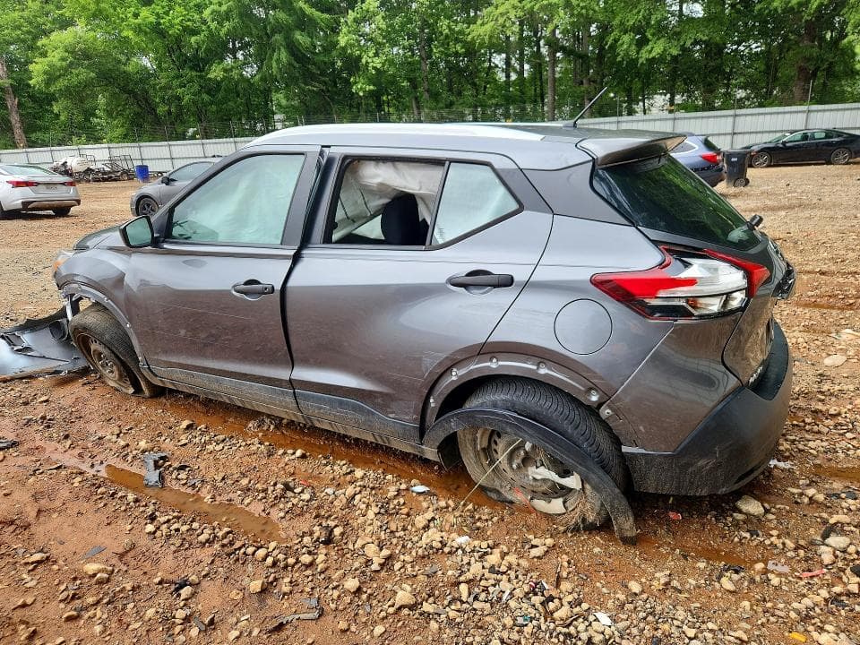 2018 NISSAN KICKS S 2