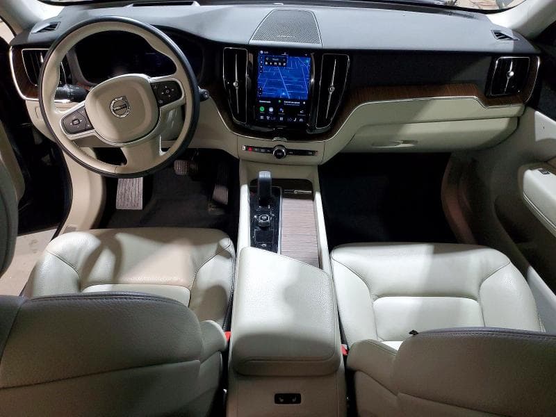 2022 VOLVO XC60 T8 RECHARGE INSCRIPTION EXPRES 8