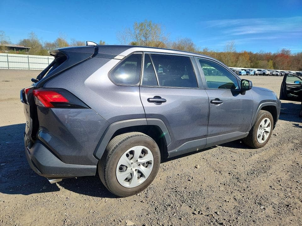 2023 TOYOTA RAV4 LE LE 3