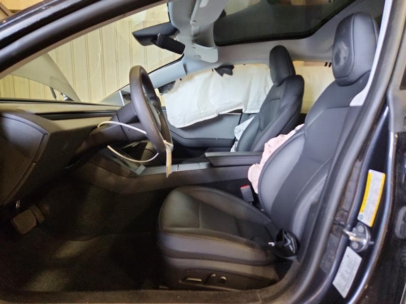 2025 TESLA MODEL 3 7