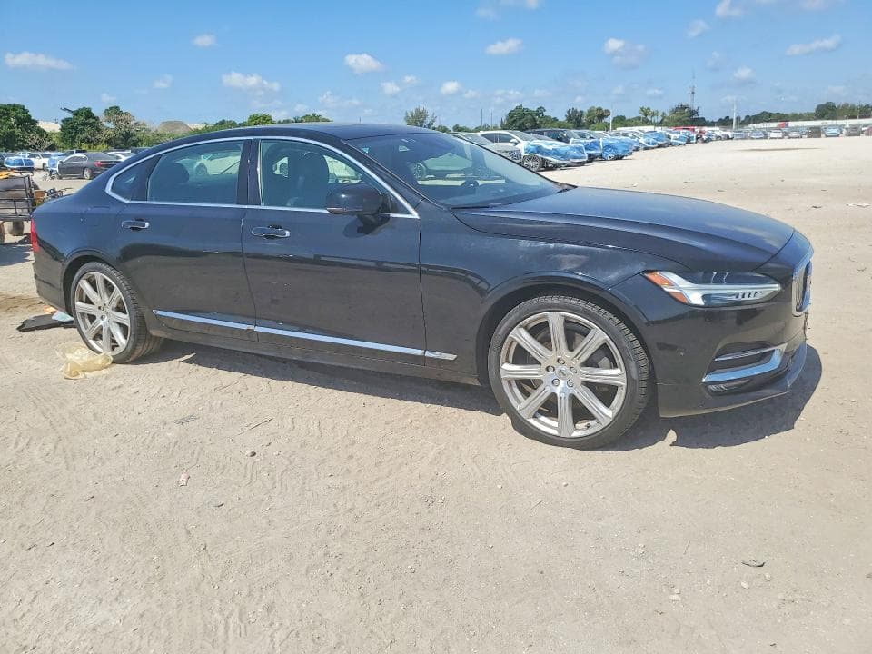 2019 VOLVO S90 T6 INSCRIPTION 4