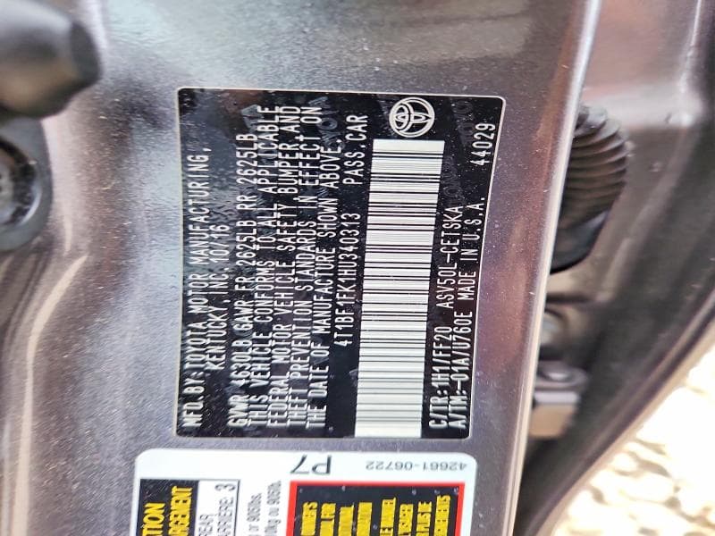 2017 TOYOTA CAMRY SE 12