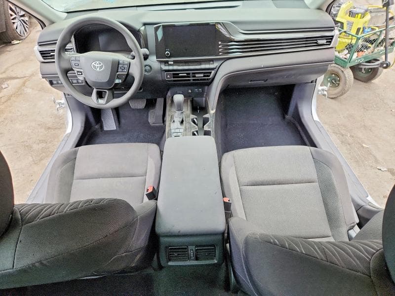 2025 TOYOTA CAMRY LE LE 8