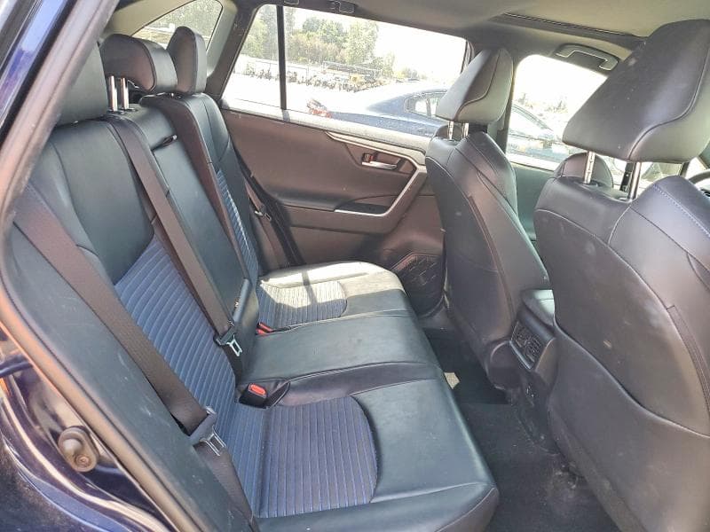 2020 TOYOTA RAV4 XSE XSE 11