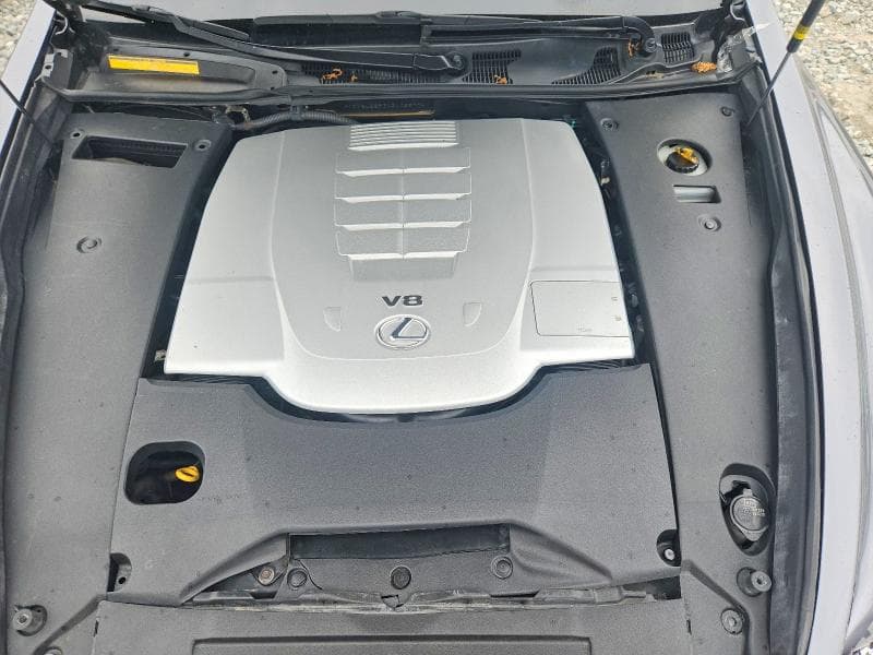 2016 LEXUS LS 460 11