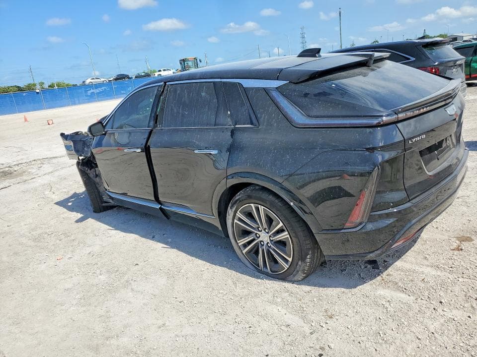 2026 CADILLAC LYRIQ LUXURY 2