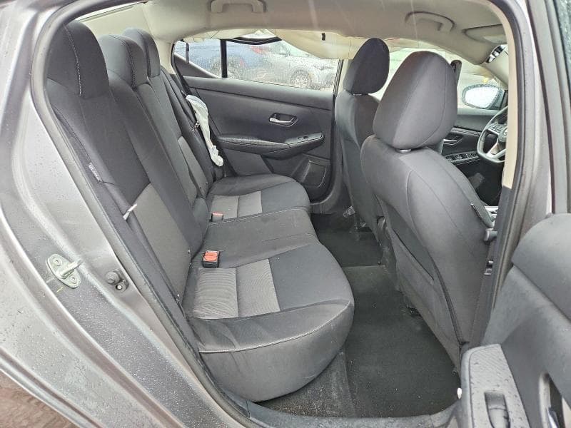 2022 NISSAN SENTRA SV 10
