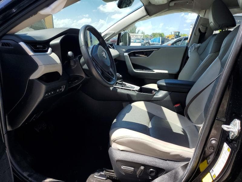 2021 TOYOTA RAV4 LIMITED 7