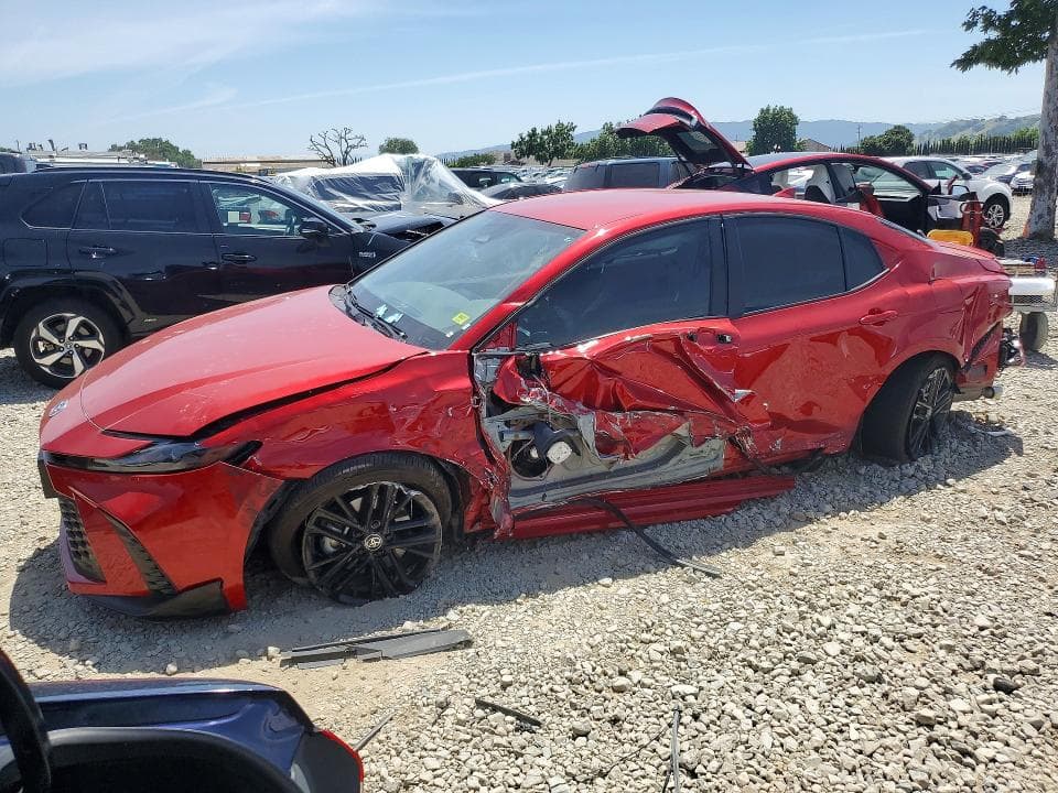 2025 TOYOTA CAMRY SE SE - 1