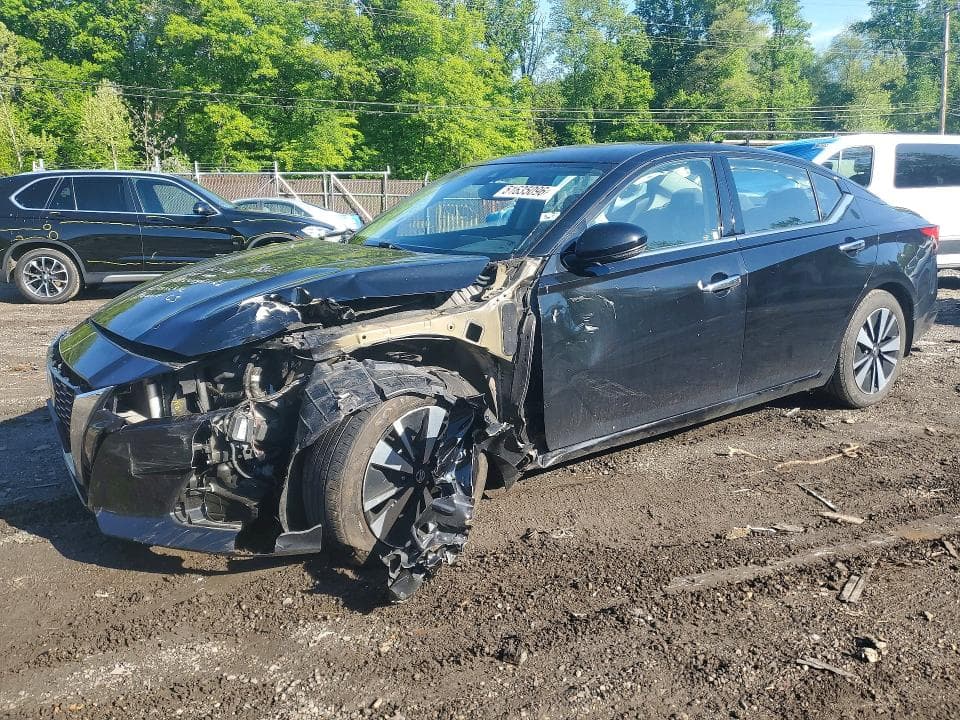 2019 NISSAN ALTIMA SV 1