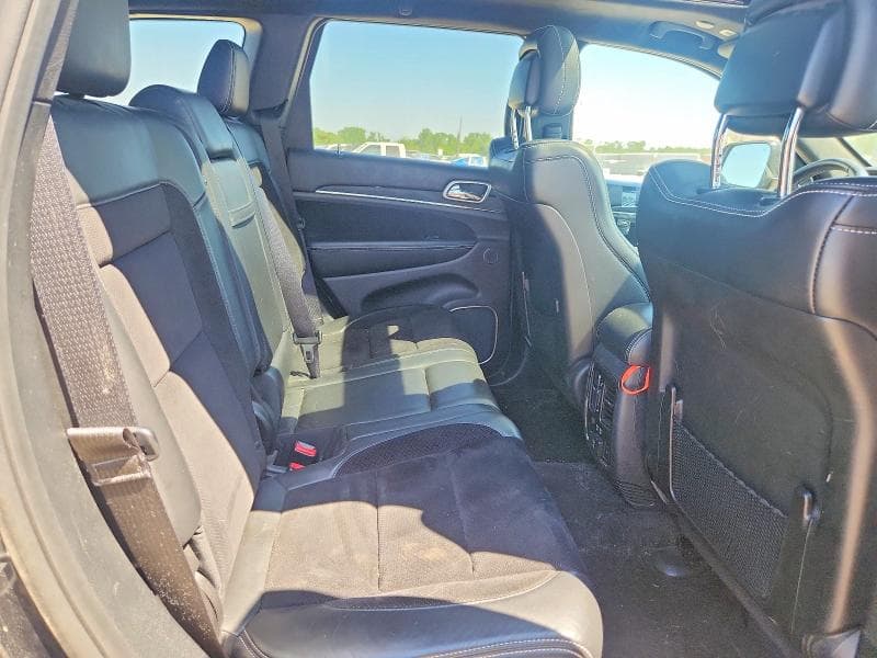 2017 JEEP GRAND CHEROKEE SRT-8 11