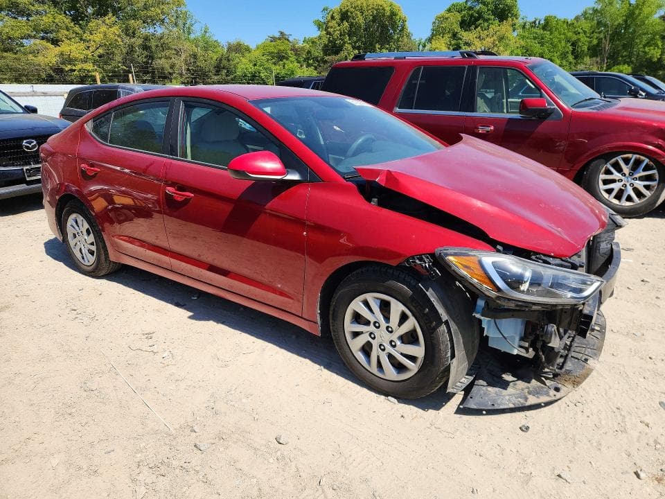 2017 HYUNDAI ELANTRA SE 4
