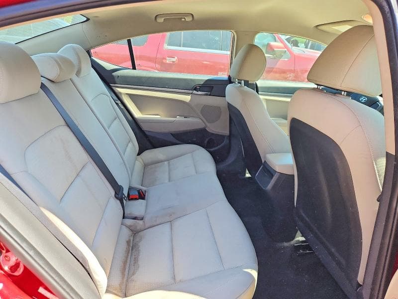 2017 HYUNDAI ELANTRA SE 10