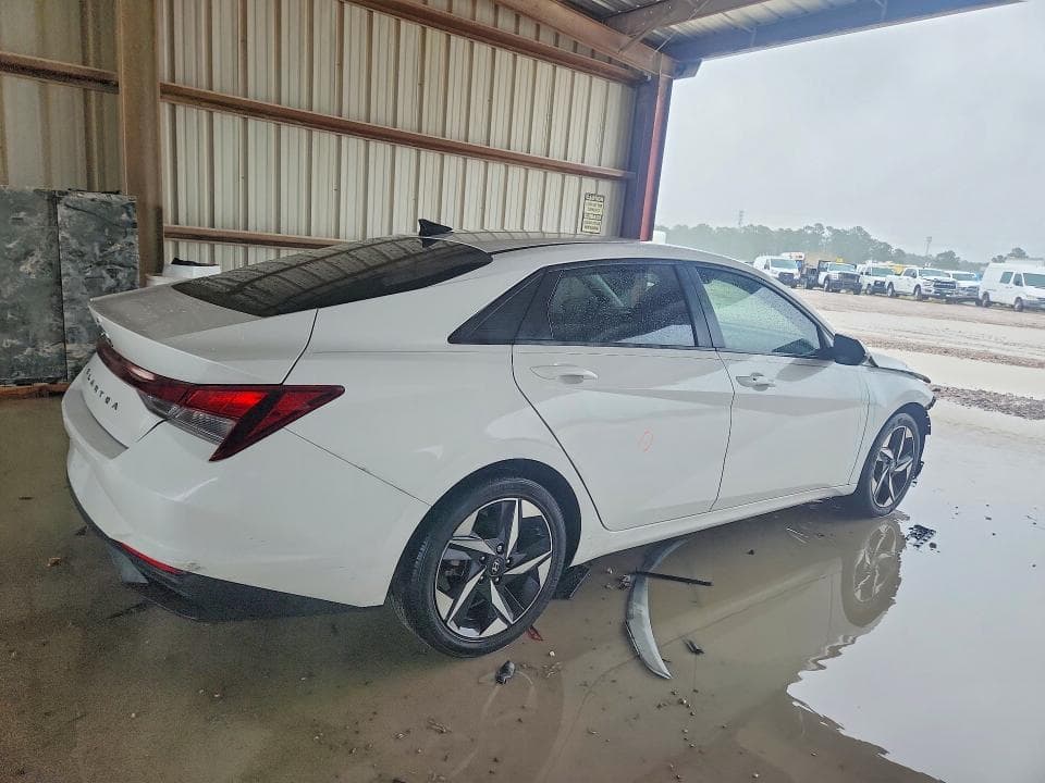2023 HYUNDAI ELANTRA SEL SEL 3