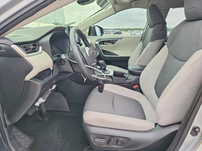 2022 TOYOTA RAV4 XLE XLE 7