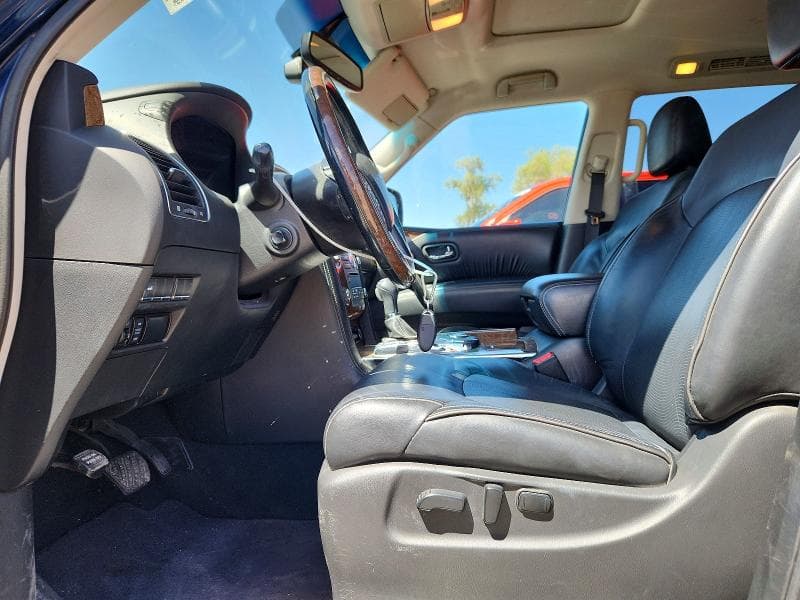 2017 INFINITI QX80 BASE BASE 7
