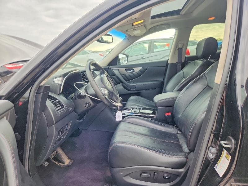 2017 INFINITI QX70 BASE 7