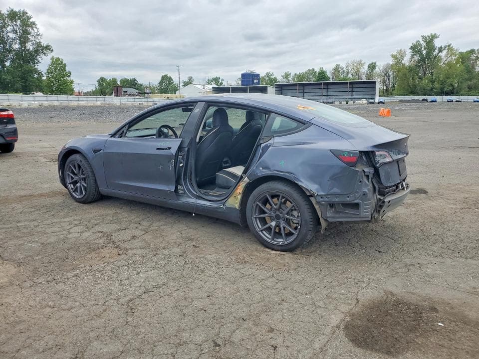 2022 TESLA MODEL 3 2
