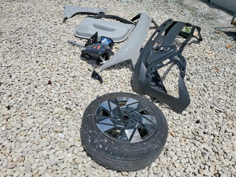 2025 HYUNDAI KONA SEL 12