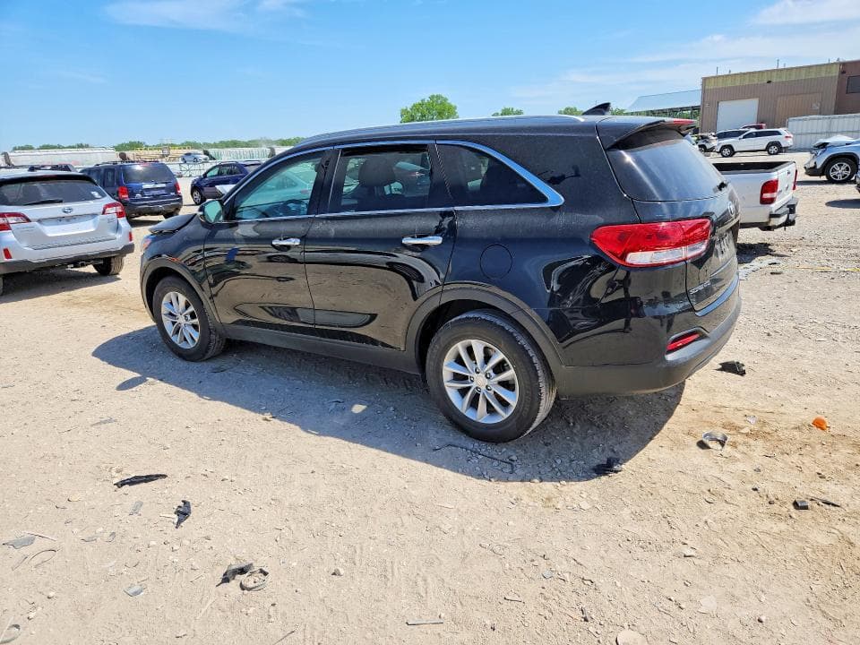 2018 KIA SORENTO LX 2