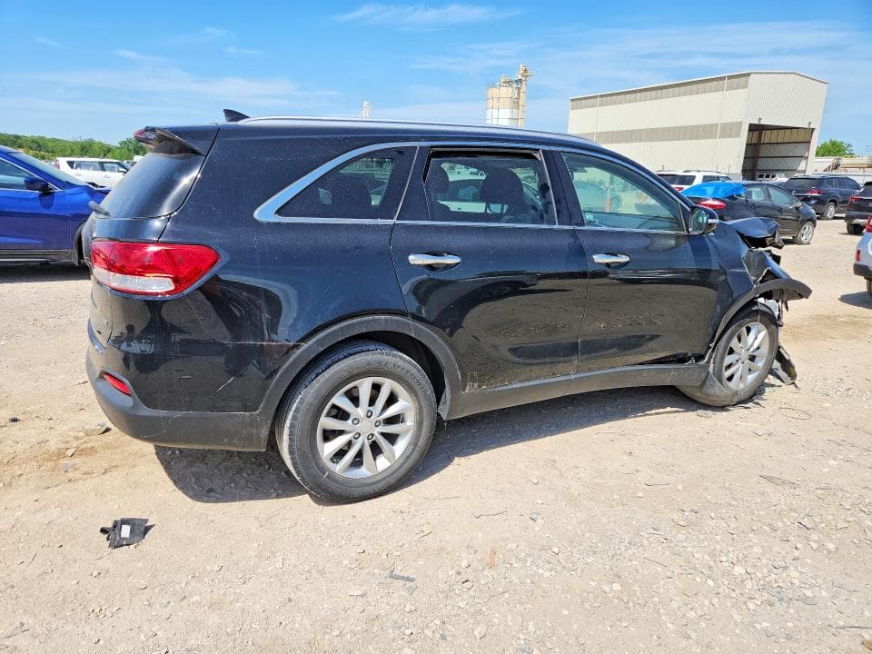 2018 KIA SORENTO LX 3