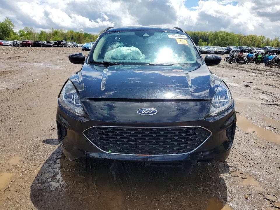 2020 FORD ESCAPE SE 5