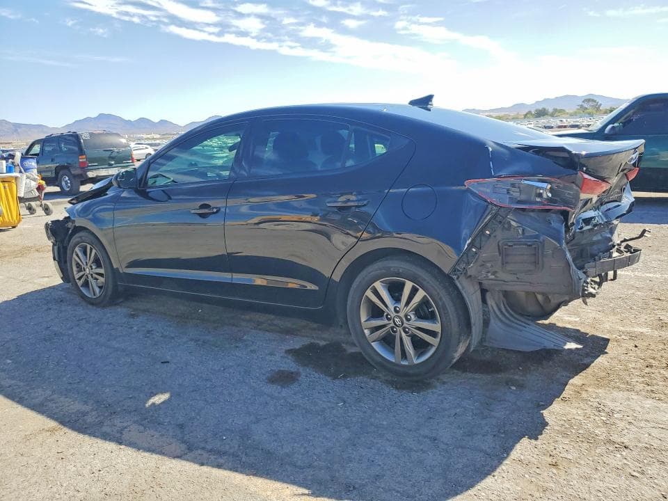 2017 HYUNDAI ELANTRA SE 2