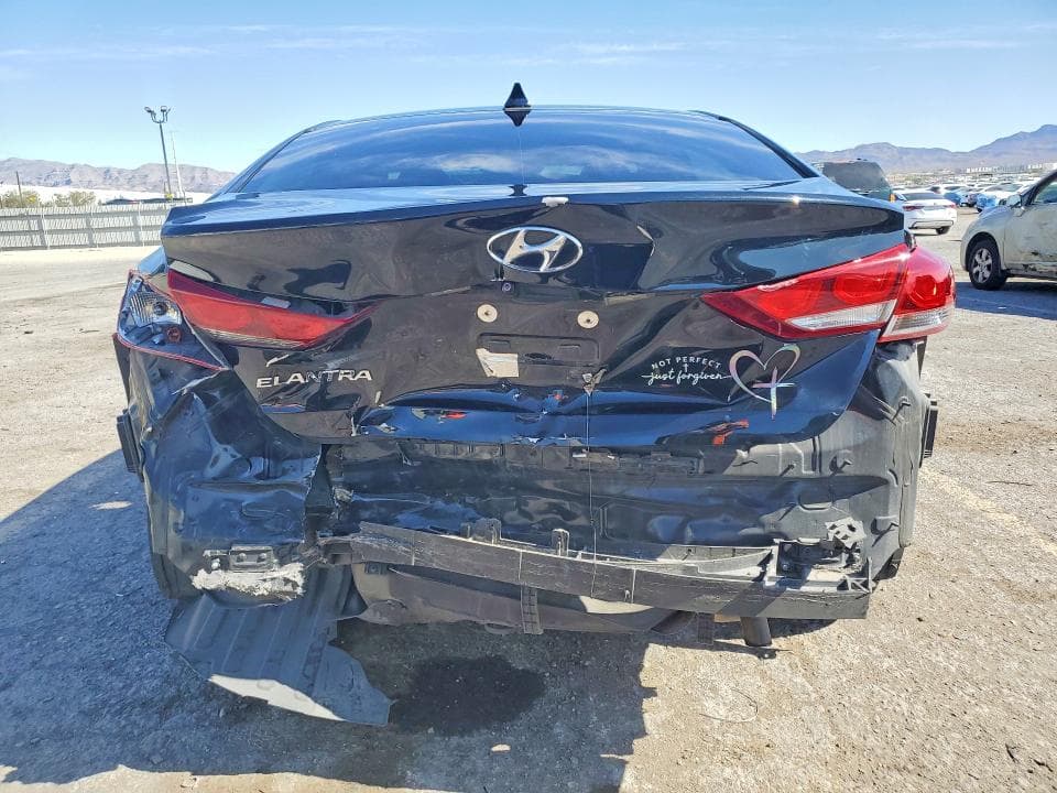 2017 HYUNDAI ELANTRA SE 6