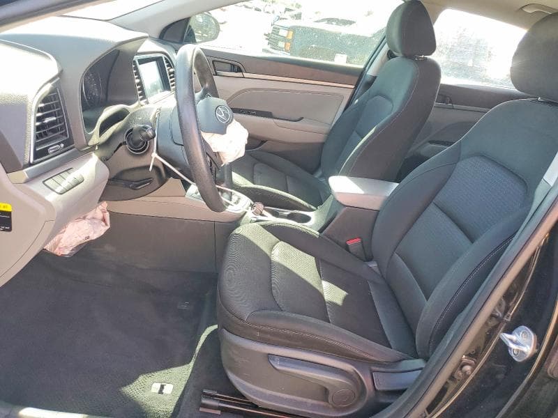 2017 HYUNDAI ELANTRA SE 7