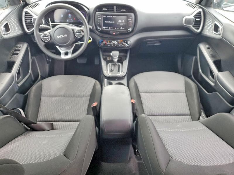 2025 KIA SOUL LX 8