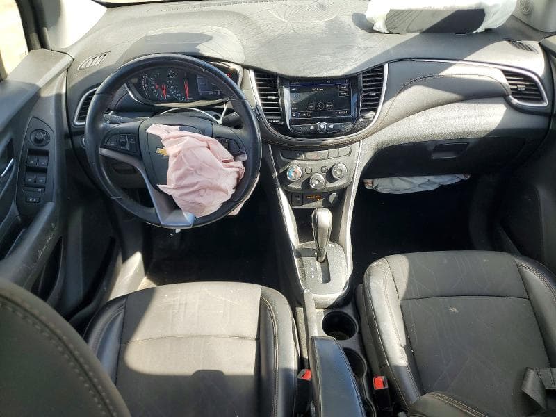 2021 CHEVROLET TRAX 1LT 8