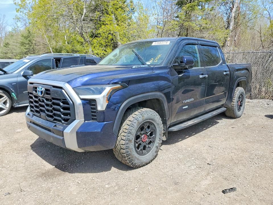 2022 TOYOTA TUNDRA - 1