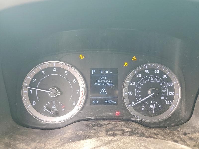 2021 HYUNDAI VENUE SE SE 9