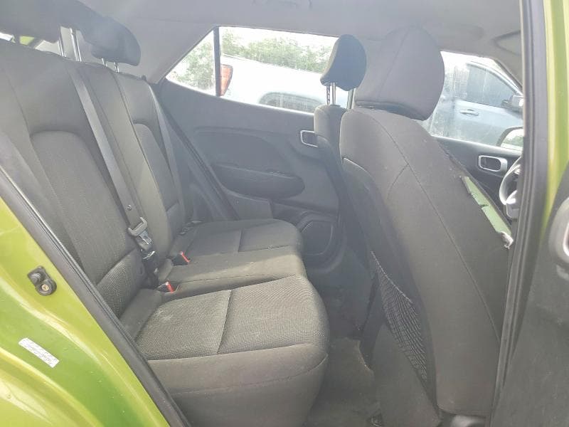 2021 HYUNDAI VENUE SE SE 10
