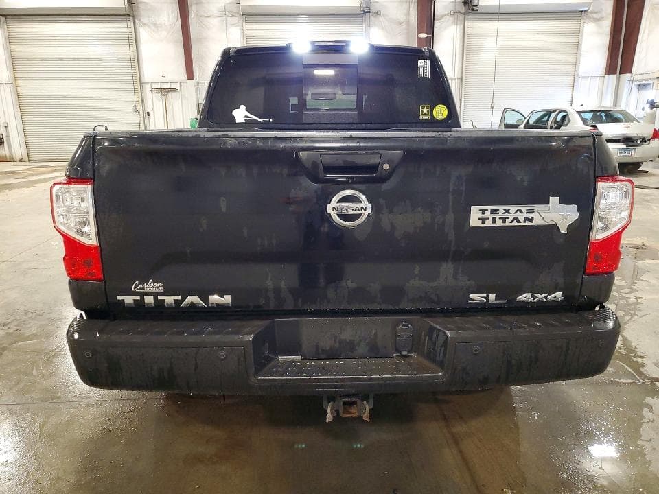 2017 NISSAN TITAN SL SL 7