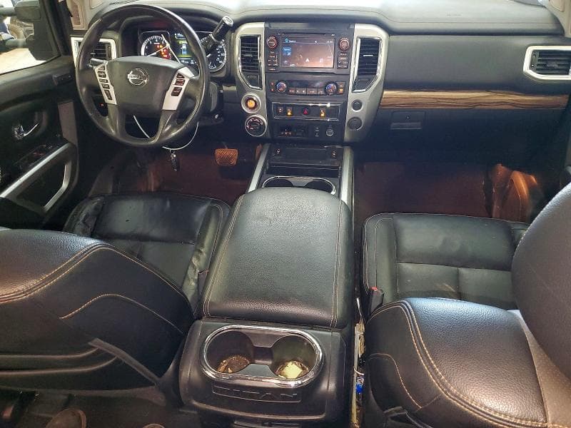 2017 NISSAN TITAN SL SL 9