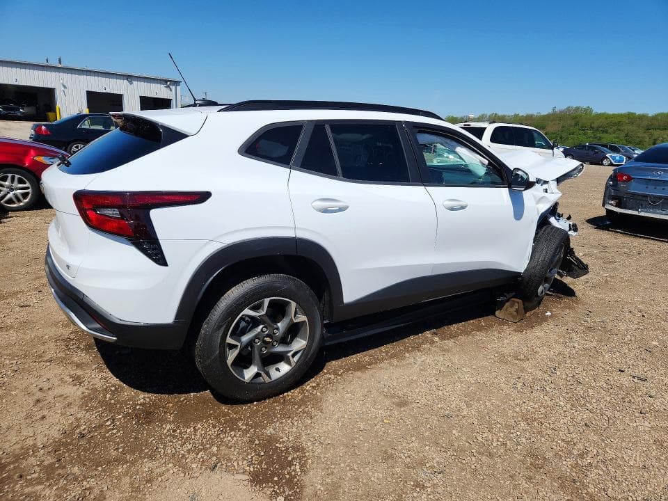 2026 CHEVROLET TRAX 1LT 3