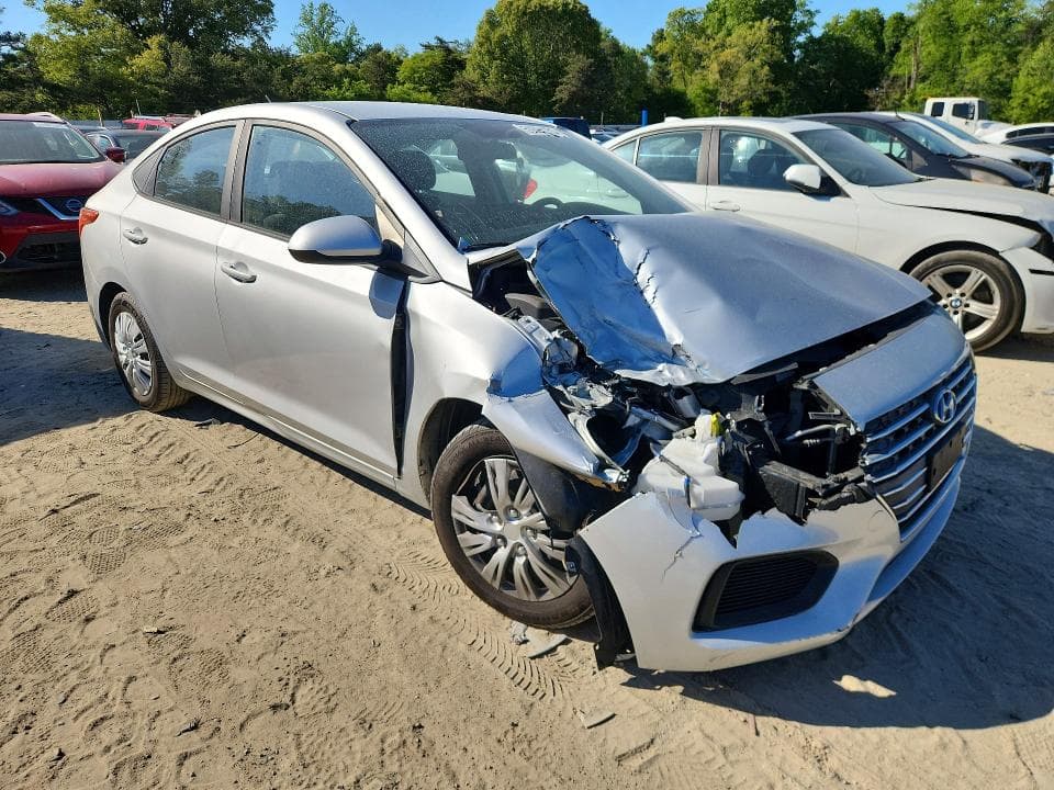 2019 HYUNDAI ACCENT SE SE 4