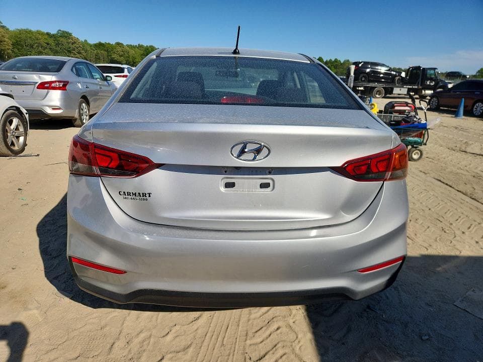 2019 HYUNDAI ACCENT SE SE 6