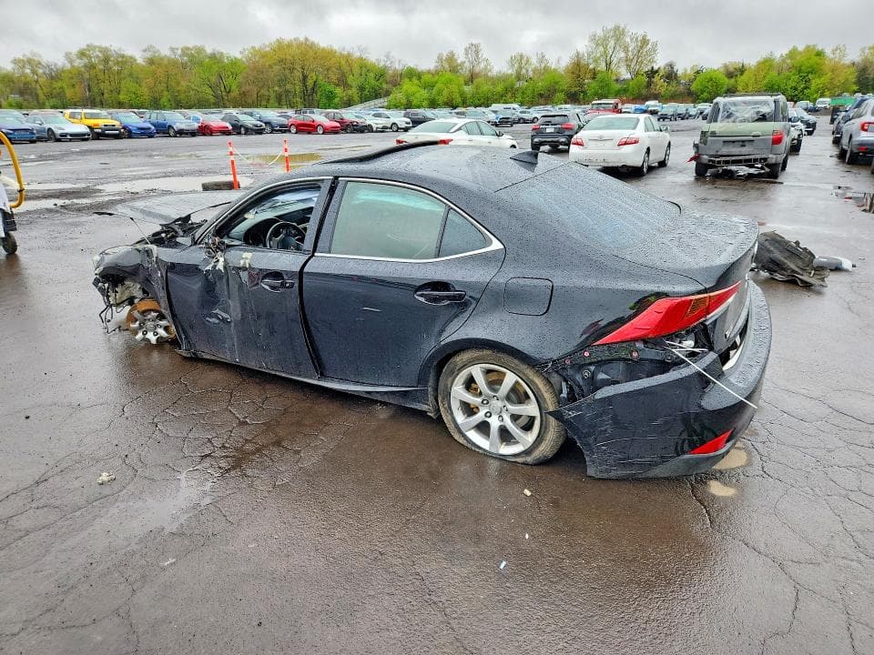 2018 LEXUS IS 300 2