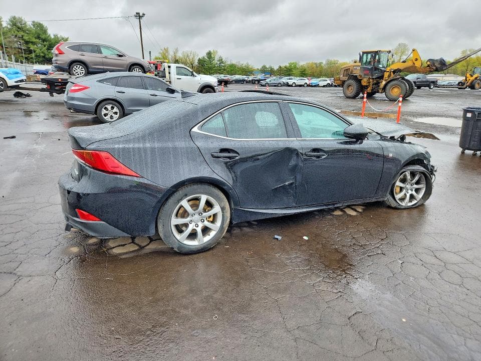 2018 LEXUS IS 300 3