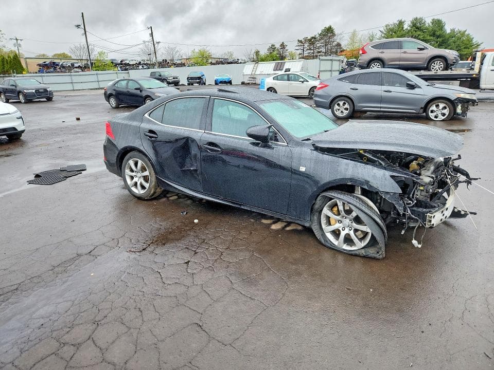 2018 LEXUS IS 300 4
