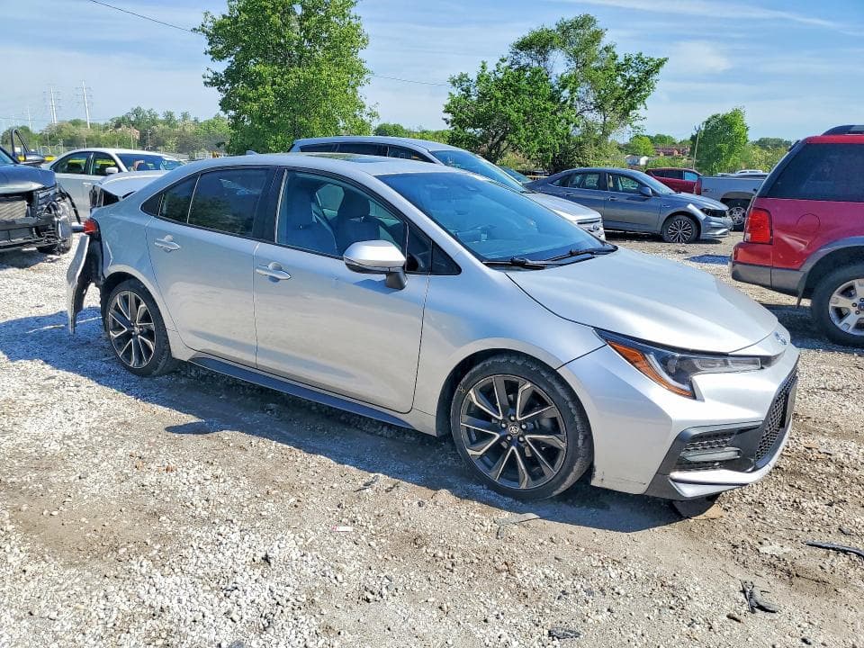 2020 TOYOTA COROLLA SE SE 4