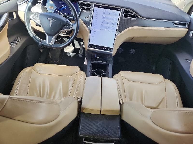 2017 TESLA MODEL X 8
