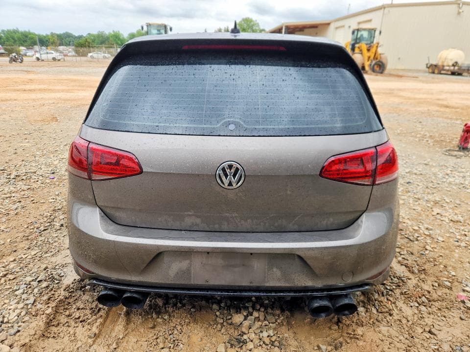 2016 VOLKSWAGEN GOLF R 6
